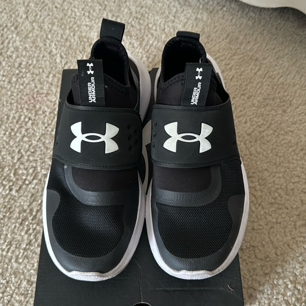 Black & White Under Armour Running Shoes